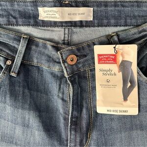 Signature by Levi Strauss Mid Rise Skinny Jeans - Dark Blue